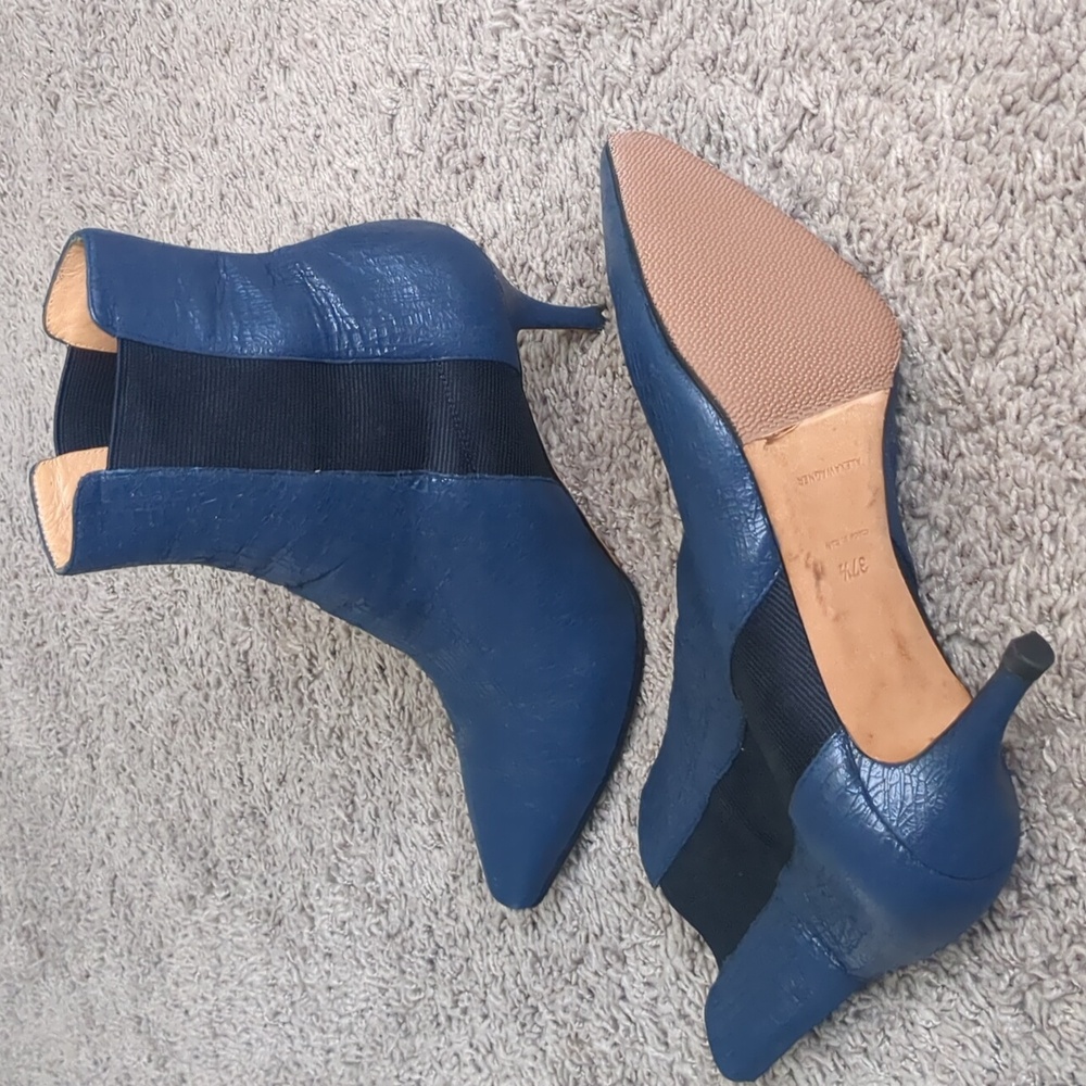 Alexa Wagner Lenny Patent Leather Chelsea Boots Blue size 7 (EU 37.5)